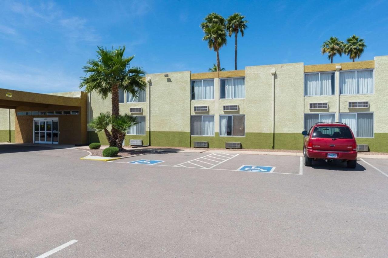 Hotel Bluestone Inn Eloy -Casa Grande Dış mekan fotoğraf